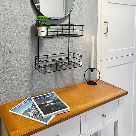 Swissme - Modernes Am Sportplatz Mit Balkon & Parkplatz * St Moritz